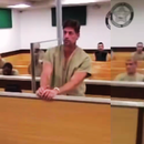 VIDEO: William Levy esposado y con traje de preso escucha al juez leerle los cargos — Fianza de solo $250 por delito