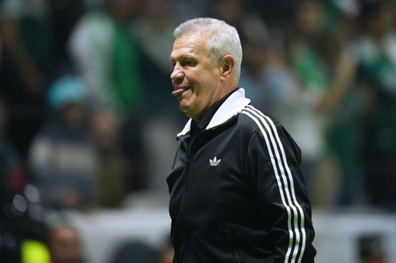El técnico de México Javier Aguirre durante un partido amistoso contra Serbia, el jueves 4 de junio de 2026, en Toluca, México. (AP Foto/Moisés Castillo)
