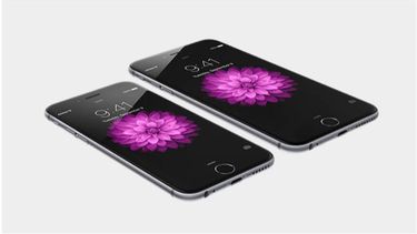 americateve | Tan sólo una semana después de su salida, y un récord de 10 millones de dispositivos vendidos en un fin de semana, los nuevos celulares están decepcionando a sus usuarios.