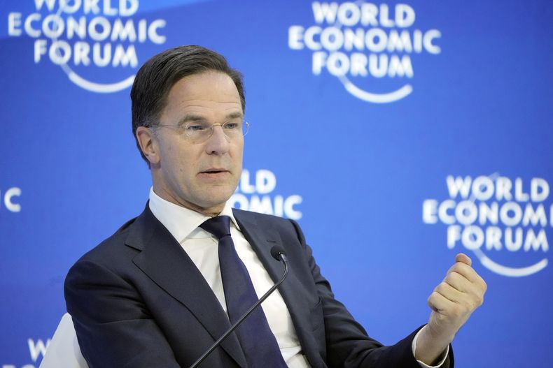EUR-ECO DAVOS-EUROPA-EEUU