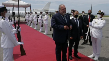 arribo a venezuela el primer ministro cubano para afianzar lazos con el chavismo