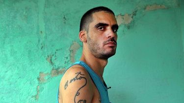 el grafitero y opositor cubano ¨el sexto¨ se queda en eeuu