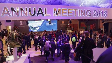 Funcionarios estadounidenses postergan viaje a Davos
