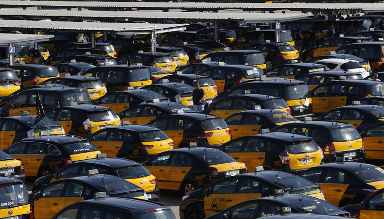 EUR-GEN_BARCELONA-TAXIS_HUELGA-0.jpg
