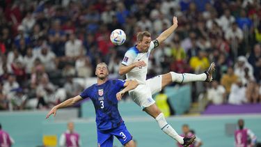EEUU amansa a Inglaterra con un empate 0-0