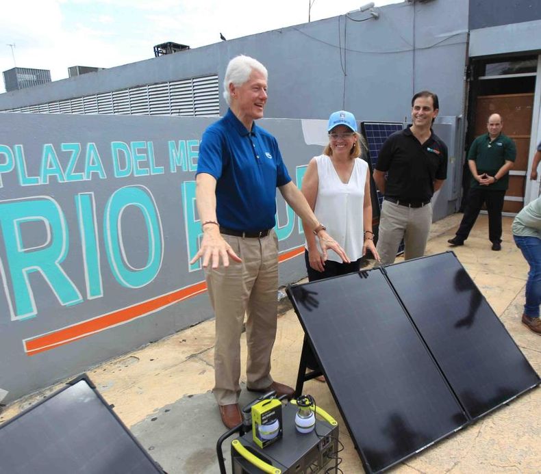 La alcaldesa de San Juan, Carmen Yulín Cruz, indicó que se trata del inicio de un esfuerzo en conjunto con la Fundación Clinton para que la ciudad capital se convierta en ejemplo de generación de energía renovable.