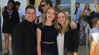 miami: madre cayo del noveno al quinto piso y aun tuvo fuerzas para salvar a su hija en surfside