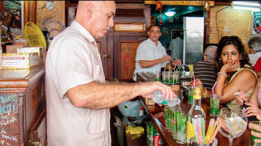 nueva estafa a turistas en la bodeguita del medio