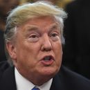 Trump quiere cobrar cuota a solicitantes de asilo
