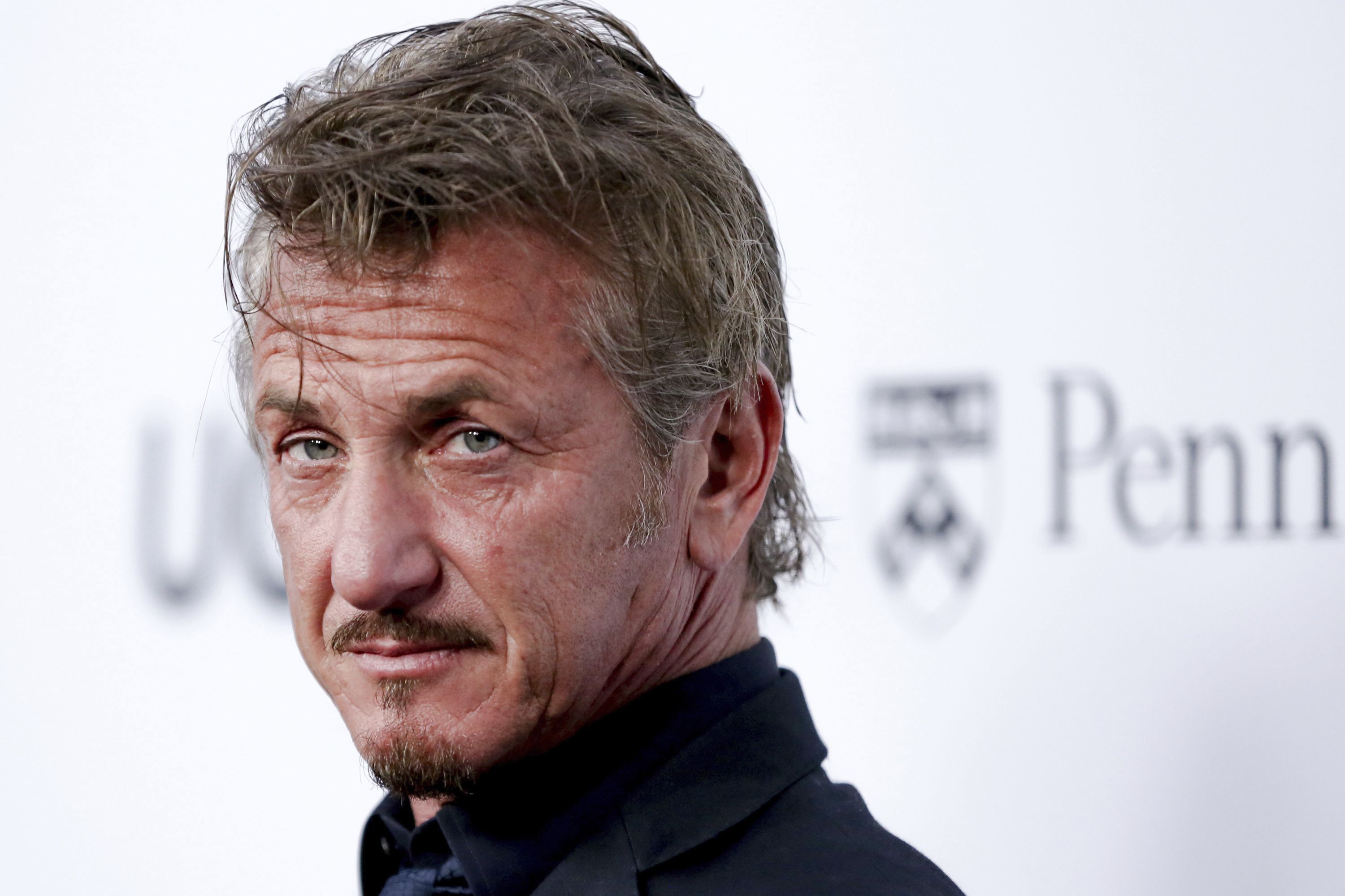 Sean Penn colors