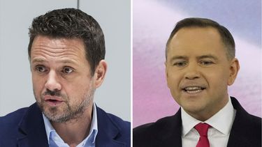 Esta imagen combinada, el alcalde de Varsovia Rafal Trzaskowski, a la izquierda, en Varsovia, Polonia, el 14 de marzo de 2022, y Karol Nawrocki en Szeligi, cerca de Varsovia, Polonia, el 2 de marzo de 2025. (AP Foto/Czarek Sokolowski, Archivo)