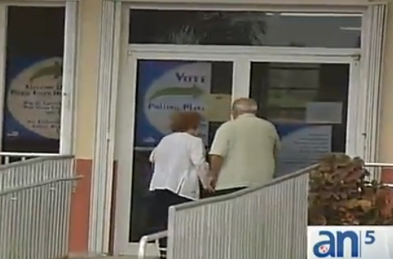 Las elecciones no presidenciales en Hialeah vivieron hoy una jornada matizada por el entusiasmo de los voluntarios de campaña y la poca asistencia de los votantes.