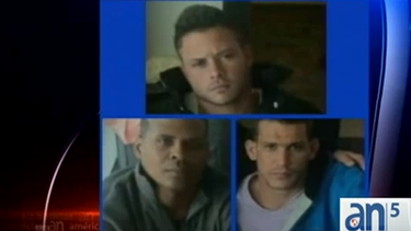 americateve | Un grupo de cubanos continúa retenido en el aeropuerto de Quito, Ecuador.