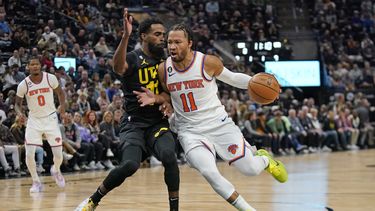 Jazz cae ante Knicks, sufre tercera derrota consecutiva