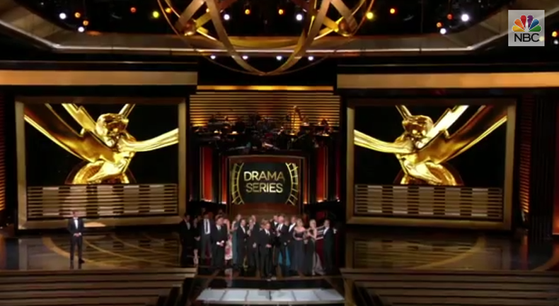 Con la conducción de Seth Meyers se llevó a adelante la gala de los galardones a lo mejor de la televisión en Los Angeles. Breaking Bad fue elegida mejor serie dramática y Modern Family, mejor comedia