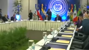 en santo domingo, opositores y chavistas se juegan la ultima carta