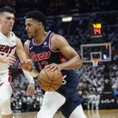 Herro anota 25, mientras el Heat se lleva el 1ro sobre 76ers