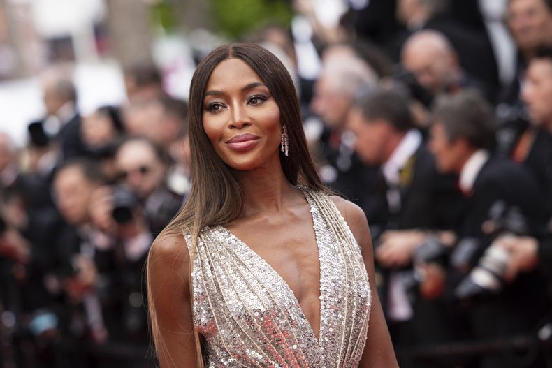 ARCHIVO - Naomi Campbell en la ceremonia de apertura y función de Jeanne du Barry en la 76a edición del Festival de Cine de Cannes, en Francia el 16 de mayo de 2023. Campbell anunció el nacimiento de su segundo bebé el jueves 29 de junio de 2023 en Instagram. (Foto Vianney Le Caer/Invision/AP, archivo)