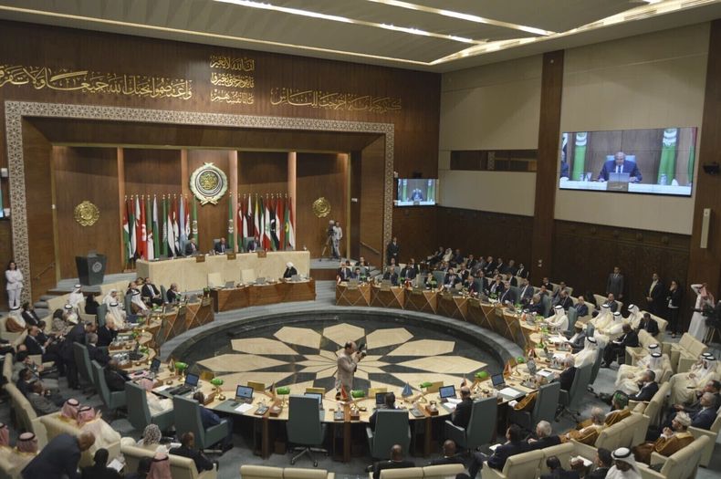 La reunión de la Liga Árabe en El Cairo el 7 de mayo de 2023. . Foto proporcionada por el Ministerio de Relaciones Exteriores de Egipto. (Ministerio de Relaciones Exteriores de Egipto via AP)