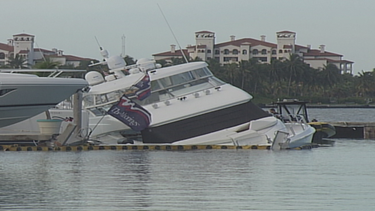 intento de robo de un yate causa danos a varios botes en marina de miami beach