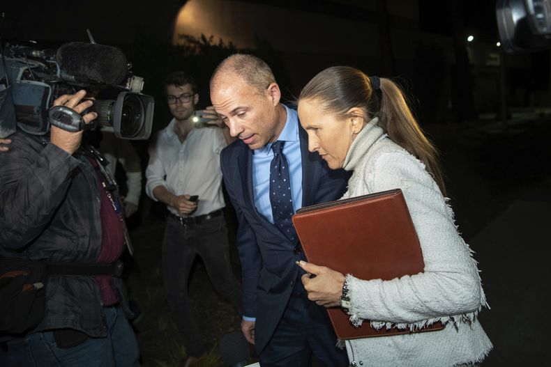 AMN-GEN_AVENATTI-ARRESTO-0.jpg