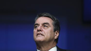 Jefe de la OMC abandonará cargo un año antes de lo previsto