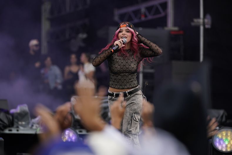 La cantante estadounidense Delilah durante su concierto en el festival Arre en la Ciudad de México el domingo 8 de septiembre de 2024. (Foto AP/Felix Marquez)
