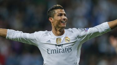 cristiano anota 3 y real madrid aplasta al shakhtar
