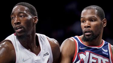 Durant vuelve con 31 puntos pero Heat vence a Nets