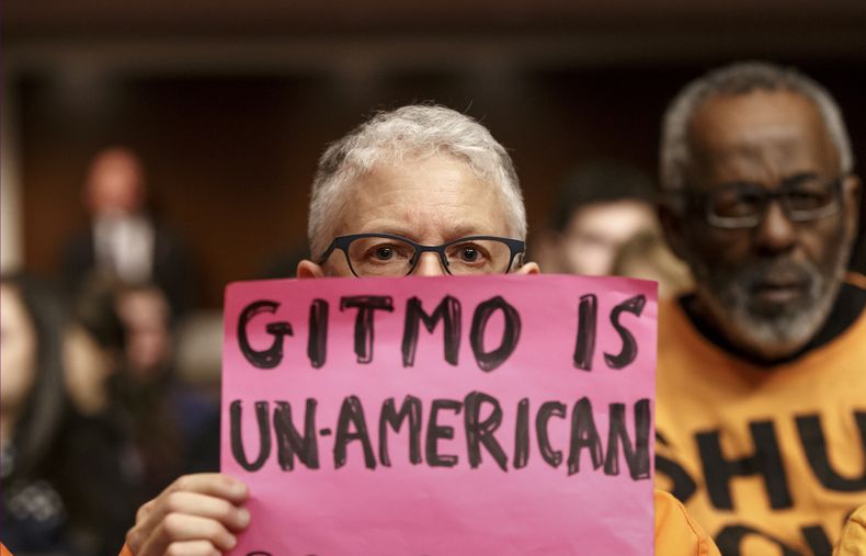CAR-GEN_GUANTANAMO-0.jpg