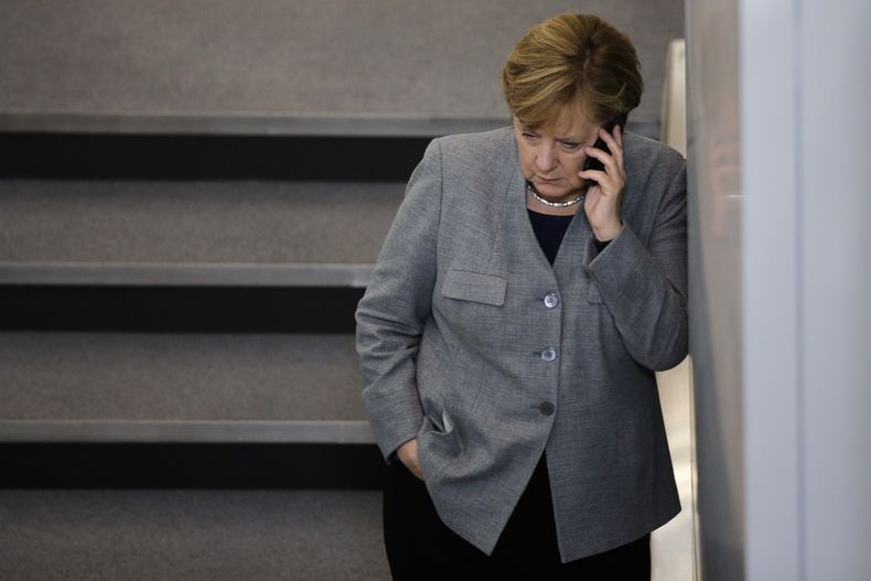 EUR-GEN MERKEL-BROMISTAS RUSOS