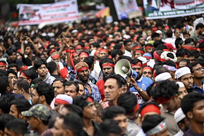 Partidarios del Partido Nacional de los Ciudadanos en una manifestación en Daca, Bangladesh, el 3 de agosto del 2025. (AP foto/Mahmud Hossain Opu)