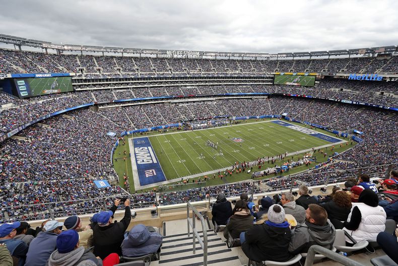 ARCHIVO - Foto del 28 de octubre del 2018, vista del Estadio MetLife en un duelo de los Giants de Nueva York ante los Redskins de Washington. FILE - El jueves 4 de enero del 2024 se da a conocer que eliminarán miles de asientos buscando recibir la final de la Copa Mundial de fútbol. (AP Foto/Adam Hunger, Archivo)