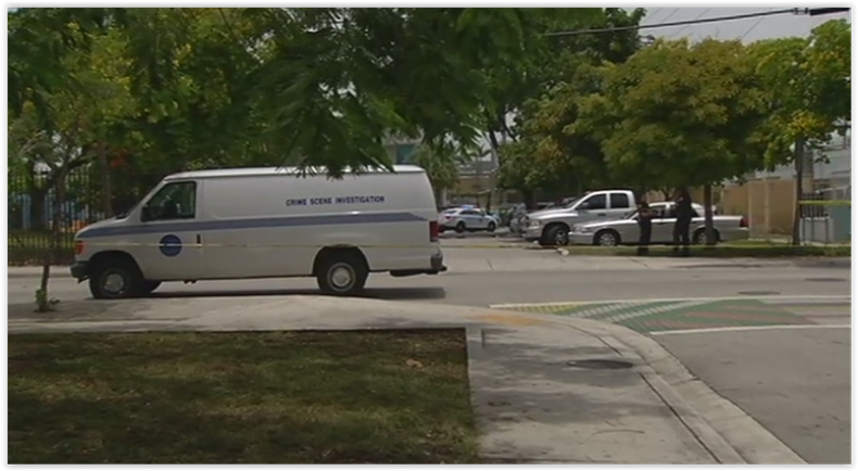 POLICIA LE DISPARA A DESAMPARADO.PNG