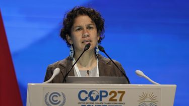Las mujeres negocian el tema más duro en COP27: reparaciones