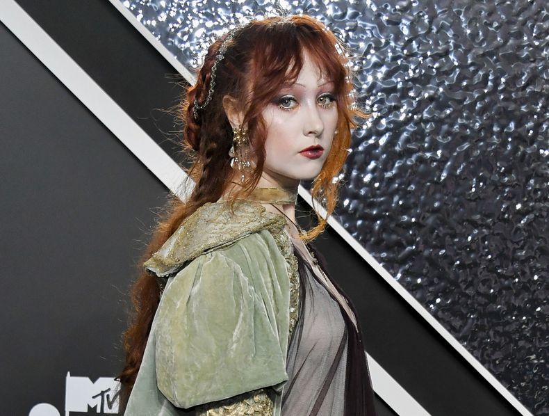 ARCHIVO - Chappell Roan llega a los MTV Video Music Awards el miércoles 11 de septiembre de 2024 en el UBS Arena de Elmont, Nueva York.(Foto Evan Agostini/Invision/AP, archivo)