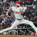 Con jonrón de Hoskins y Haper, Filis apabullan a Bravos