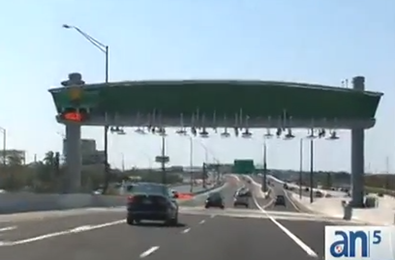 Residentes del Sur de la Florida han sido víctimas en los últimos días de una inusual estafa con cartas de cobros de peajes sin pagar.