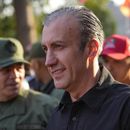 ARCHIVO - El ministro venezolano de Petróleo, Tareck El Aissami, llega al museo militar 4F donde está enterrado el fallecido presidente Hugo Chávez, durante las actividades que conmemoran el décimo aniversario de la muerte de Chávez, en Caracas, Venezuela, el 15 de marzo de 2023. El gobierno de Venezuela anunció el 9 de abril 2024, el arresto de El Aissami por presuntas acusaciones de corrupción, aproximadamente un año después de su renuncia. (AP Foto/Matías Delacroix, Archivo)