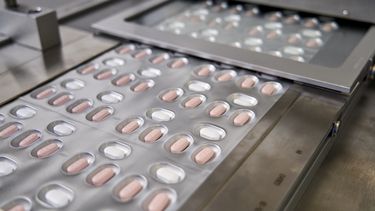Pfizer pide a EEUU autorizar píldora antiCOVID