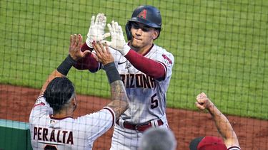 Thomas pega 2 de los 5 jonrones de Diamondbacks, que ganan