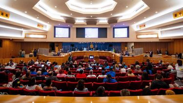 de forma preliminar, la comision de miami dade aprobo el presupuesto del condado de mas de 10,000  millones de dolares