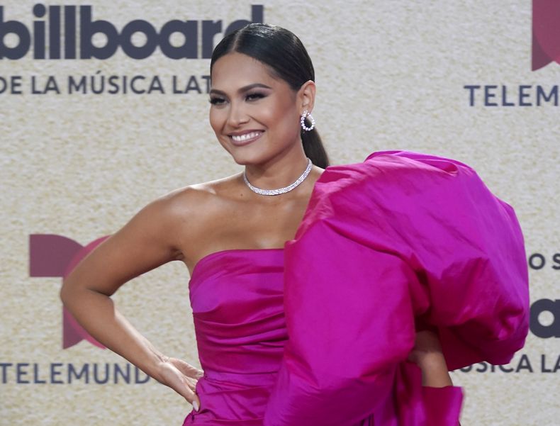 ARCHIVO - Andrea Meza llega a los Premios Billboard de la Música Latina el jueves 23 de septiembre de 2021, en el Watsco Center en Coral Gables, Florida. (Foto AP/Marta Lavandier, archivo)