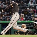 Jonrones de Kim y Cronenworth dan triunfo a Padres