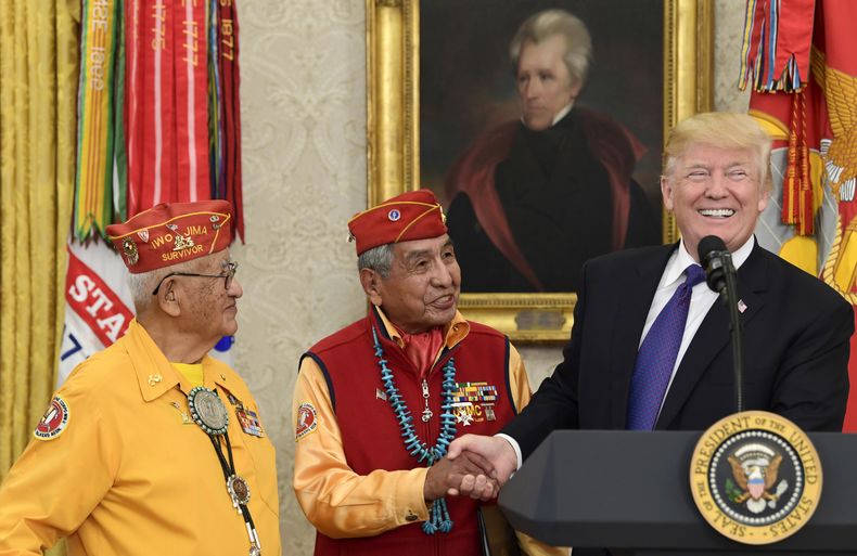 REP-GEN_TRUMP-DISTRACCIONES-0.jpg