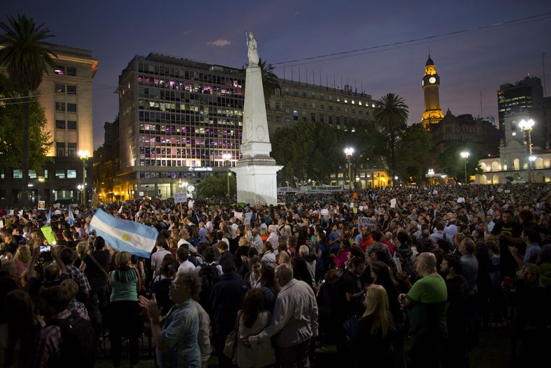 AMS-GEN_ARGENTINA-FISCAL-MUERTE_MARCHAS-2.jpg