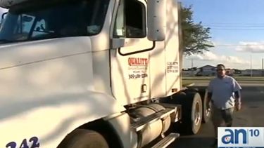 americateve | Este nuevo cambio de tarifa en los peajes empieza a afectar a un grupo de conductores que pasa largas horas en las carreteras.
