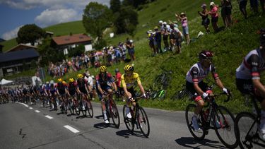 El COVID amenaza la supremacía de Pogacar en el Tour