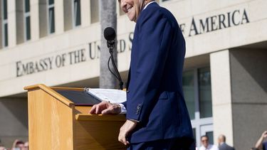 Cubanos acogen exhortación de Kerry por la democracia