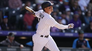 Daza impulsa 4 carreras en paliza de Rockies sobre Marlins